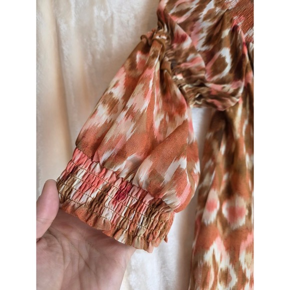 Shyanne‎ Off The Shoulder Smocked Neck Boho Print Blouse Top Size L - Picture 3 of 6